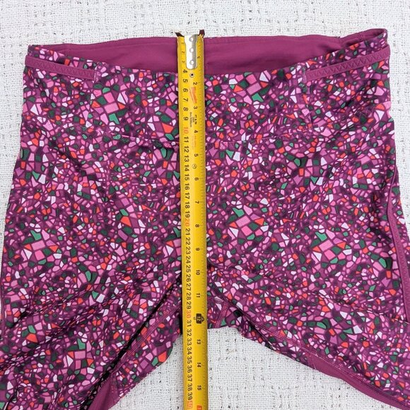 Lululemon Real Quick Crop Paradise Camo Multi Regal Plum Leggings Mesh Size 10 - Picture 6 of 9